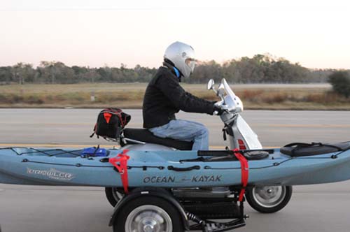 Vespa_on_road_2.jpg
